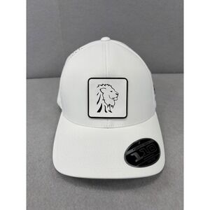 New Branded Bills White Flexfit Tech 110 Performance Baseball Cap Lion Logo hat